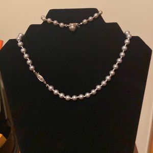Vintage Grey Pearl Necklace & Bracelet Set